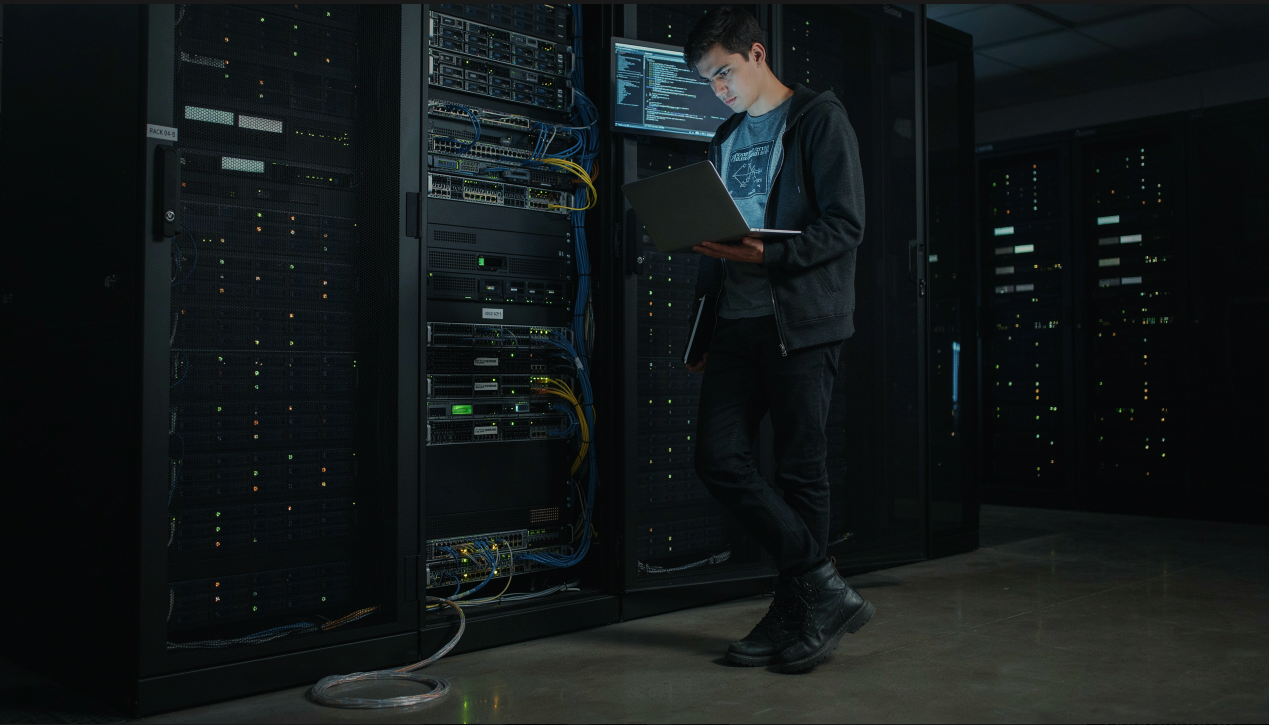 What are the Best Ways to Maintain a Server Room?